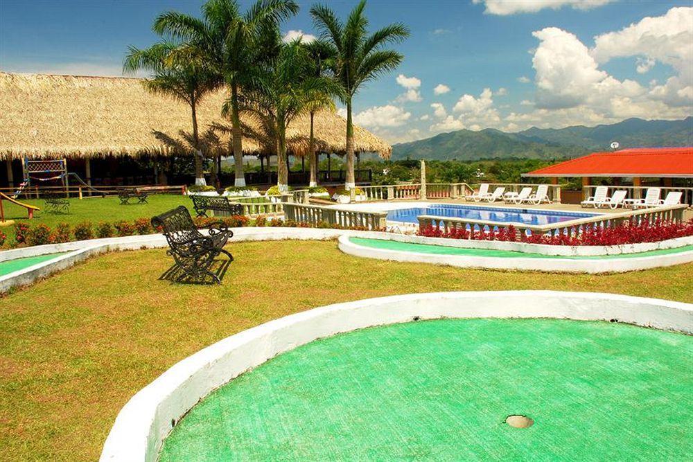 San Antonio Del Cerro 3* Cerritos