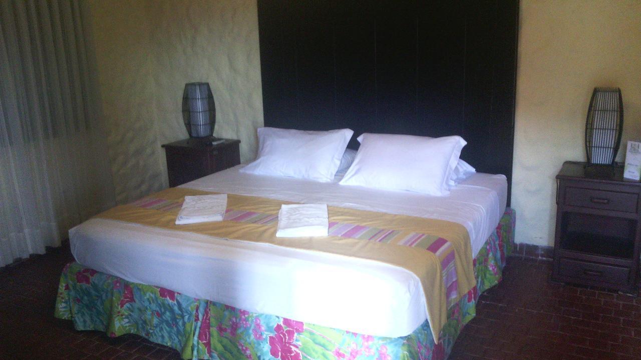 San Antonio Del Cerro 3* Cerritos
